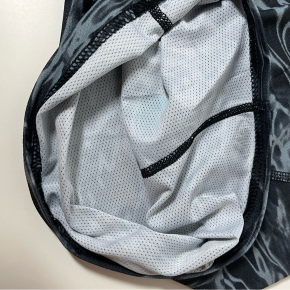 Adidas Lightweight Orange/Red & Black/Grey Compression Short Bundle Gently Used - Picture 8 of 9